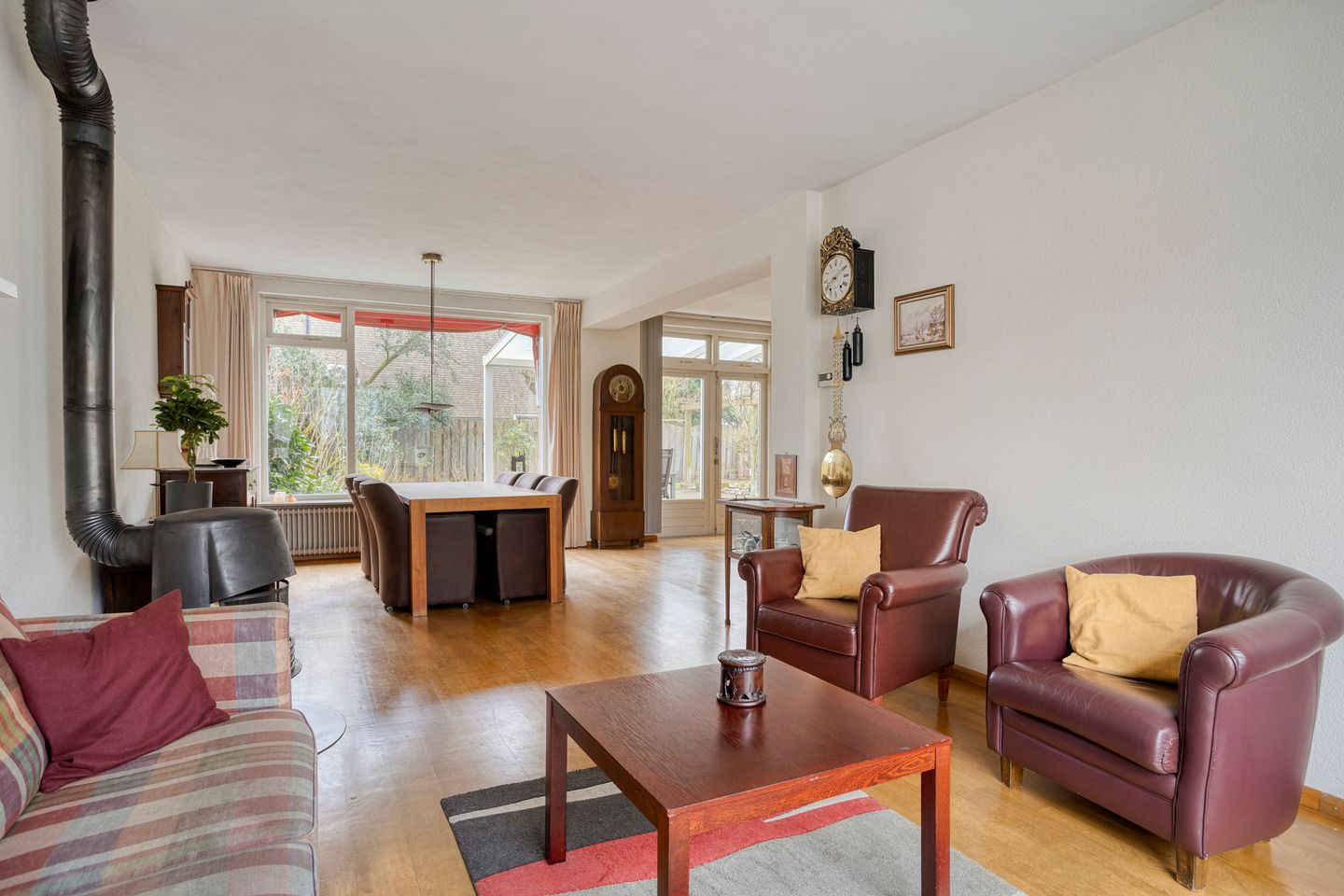 Foto 5 van Pioenroosstraat 1