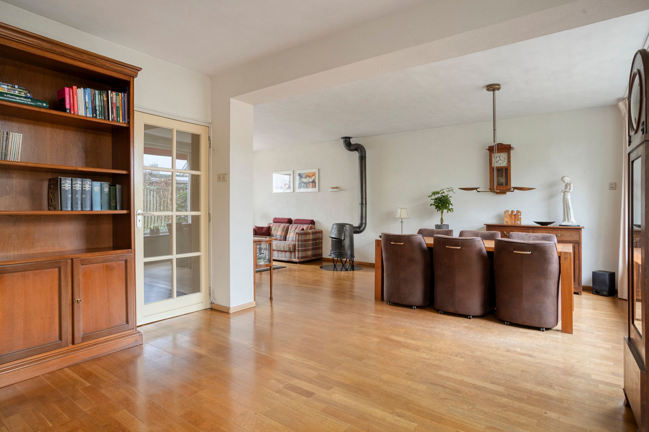 Foto 9 van Pioenroosstraat 1