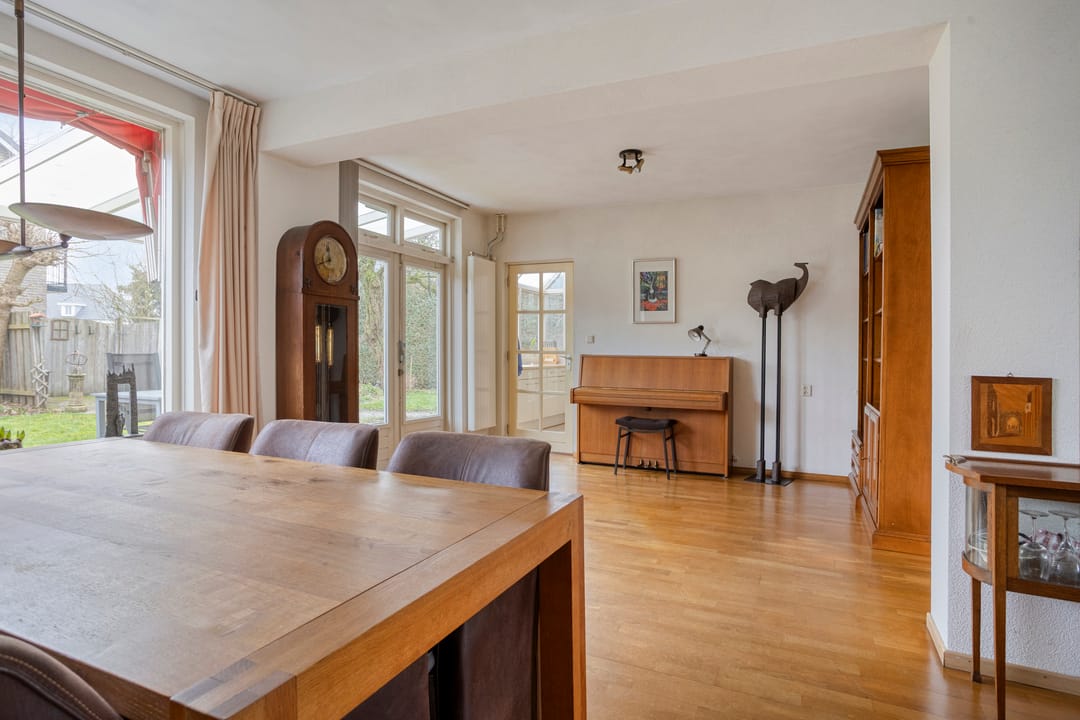 Foto 8 van Pioenroosstraat 1