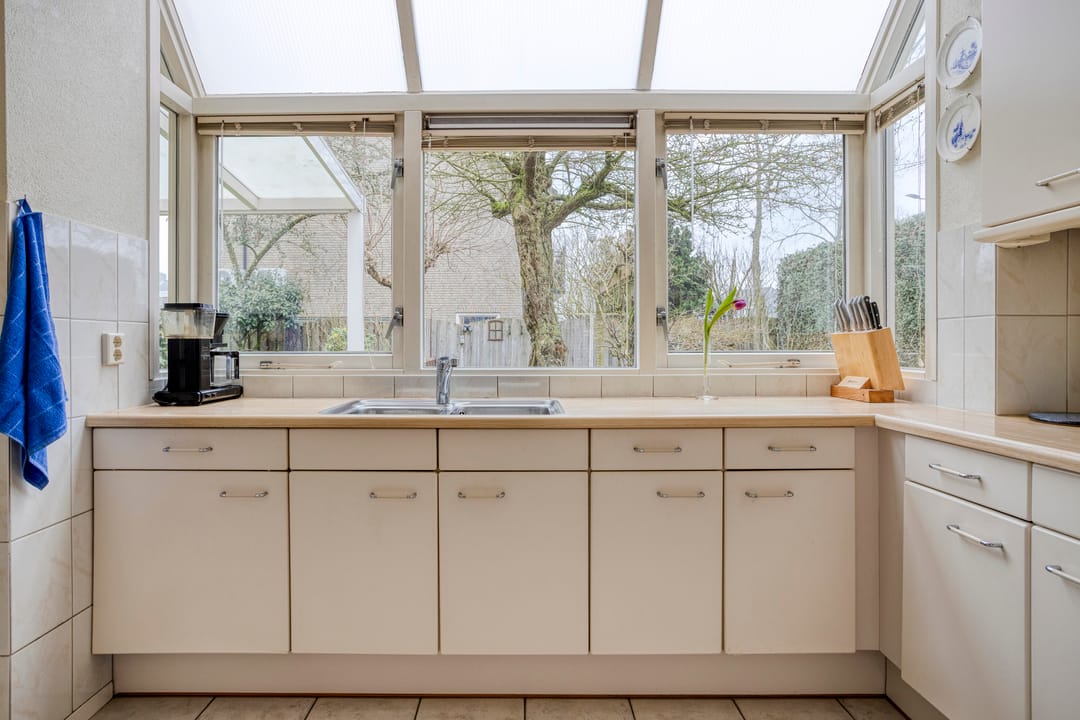 Foto 11 van Pioenroosstraat 1