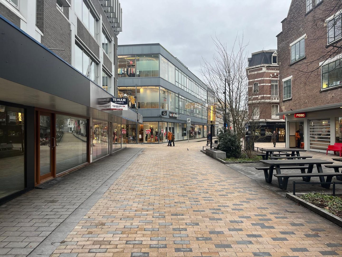 View photo 2 of Stadhuisplein 339