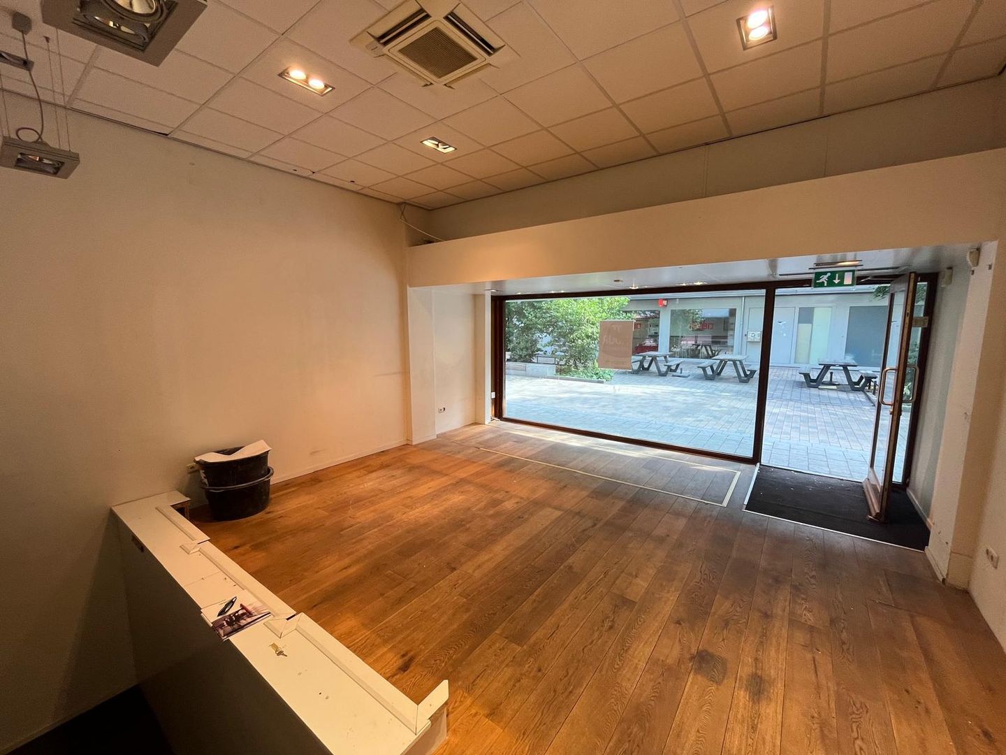 View photo 4 of Stadhuisplein 339