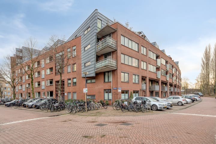 Foto 27 van Celebesstraat 135