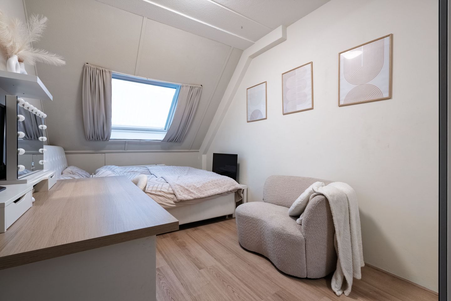 Foto 20 van Mondriaanlaan 94