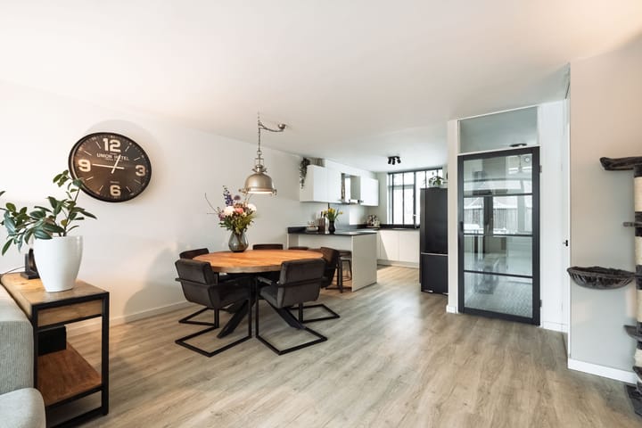 Foto 8 van Mondriaanlaan 94