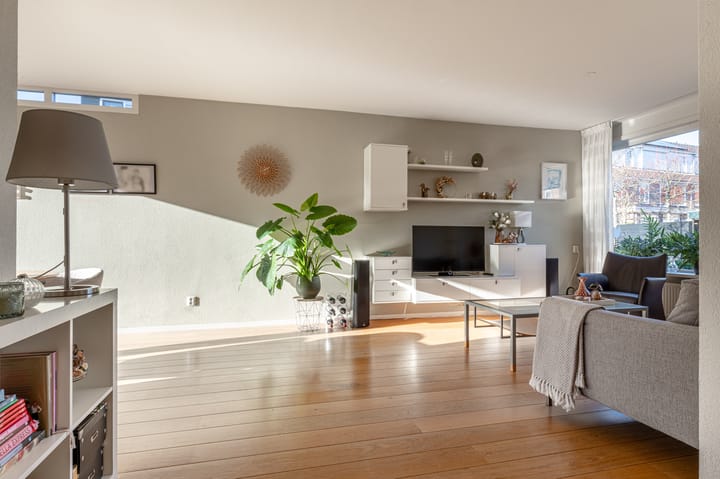 Foto 9 van Zwaanstraat 11