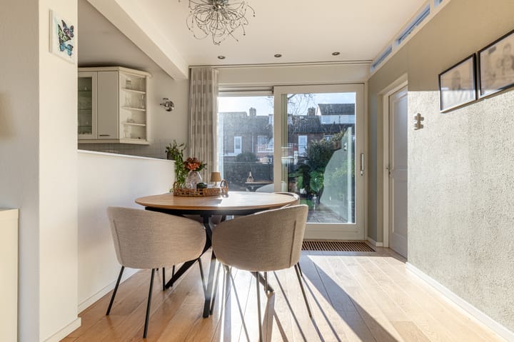 Foto 10 van Zwaanstraat 11