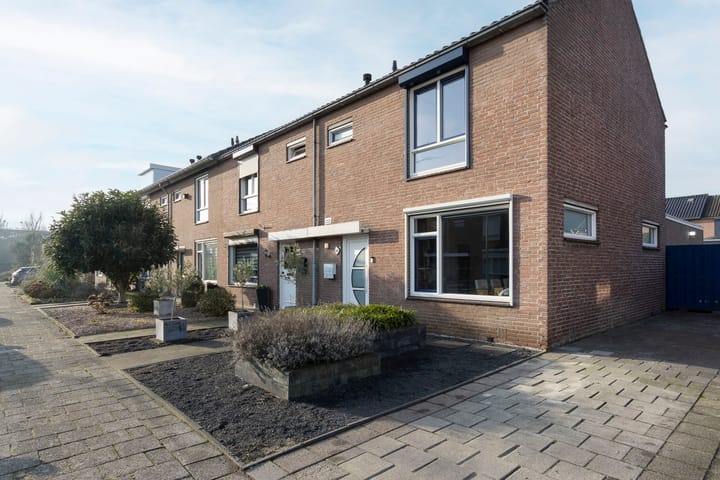 Foto 37 van Mauritsstraat 14