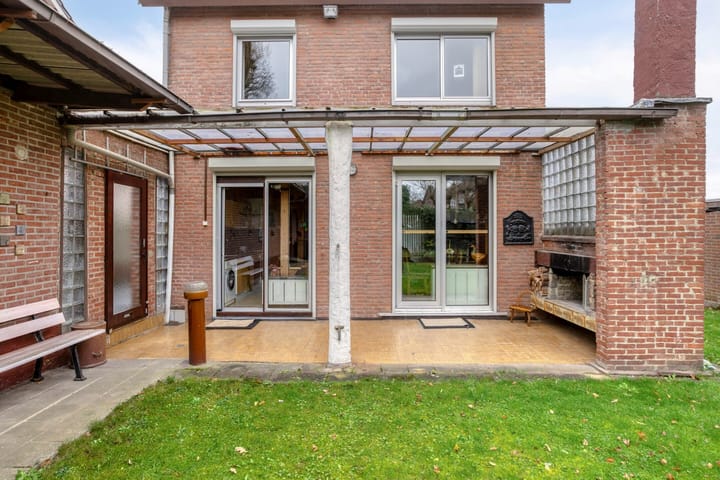 Photo 24 of Irmgardstraat 2