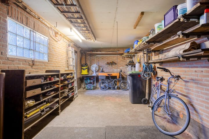 Photo 29 of Irmgardstraat 2