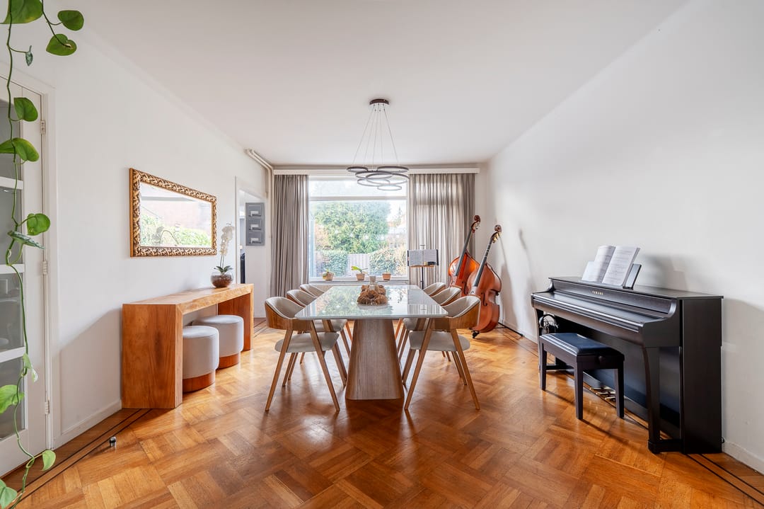 Photo 8 of Van Oldenbarneveltweg 33