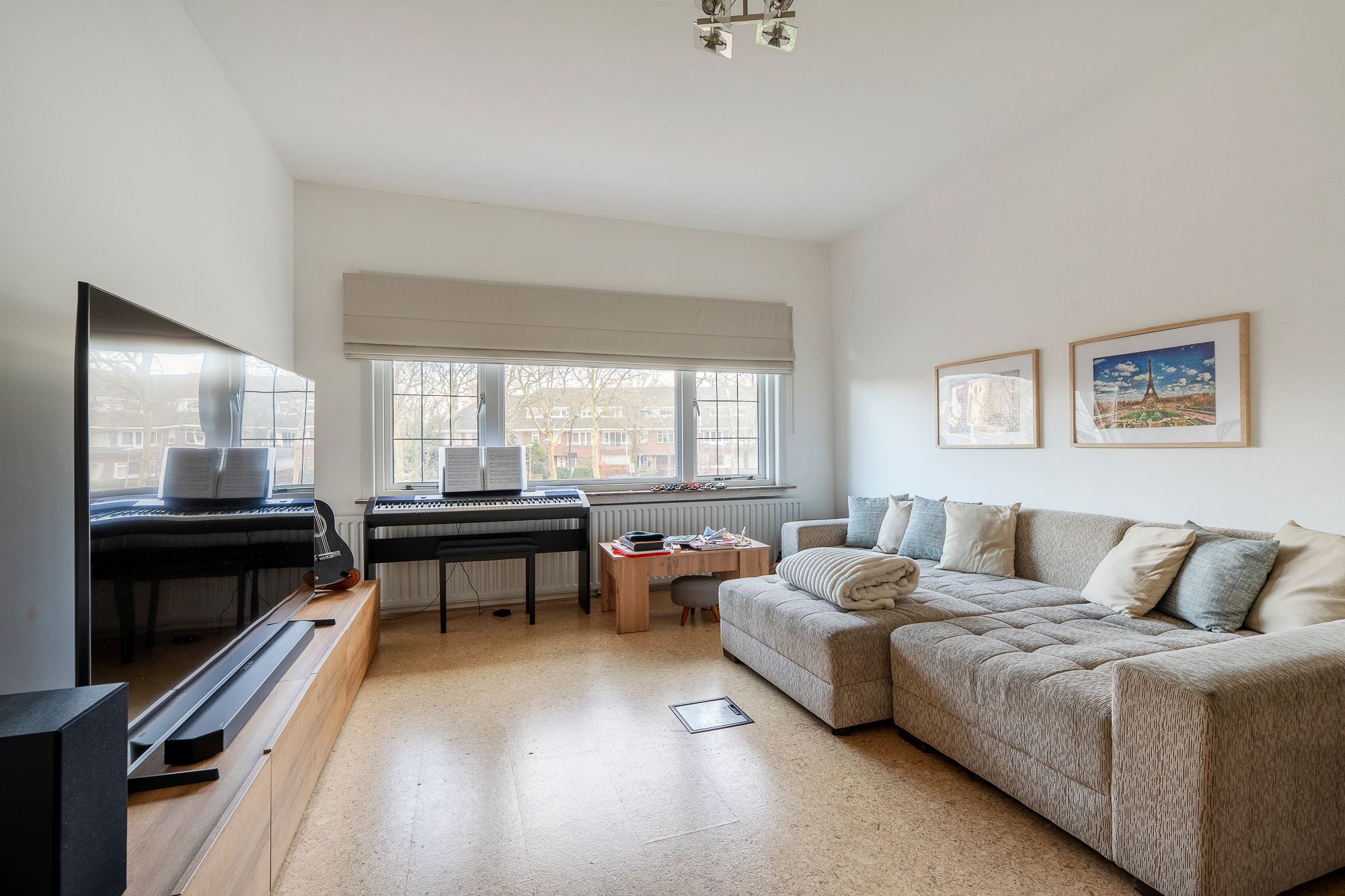 Photo 18 of Van Oldenbarneveltweg 33