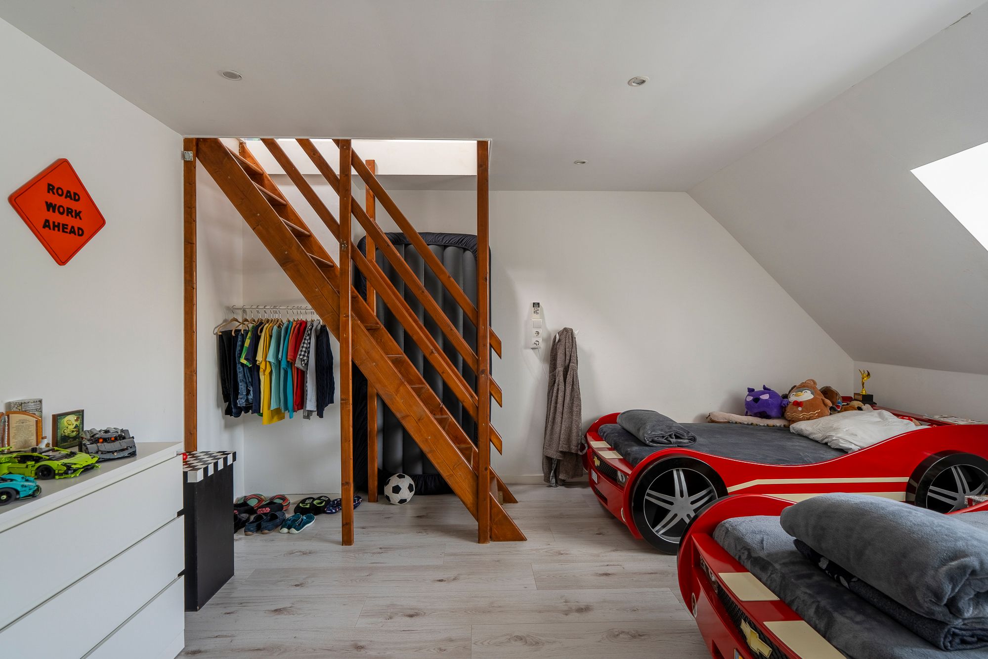 Photo 24 of Van Oldenbarneveltweg 33