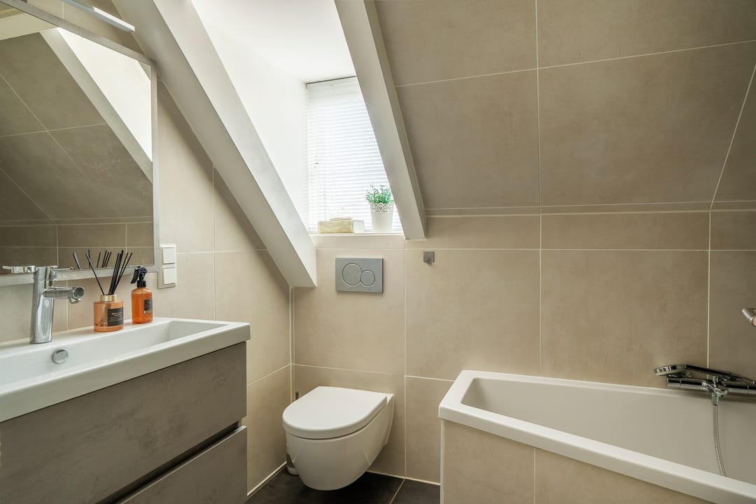 Photo 28 of Van Oldenbarneveltweg 33