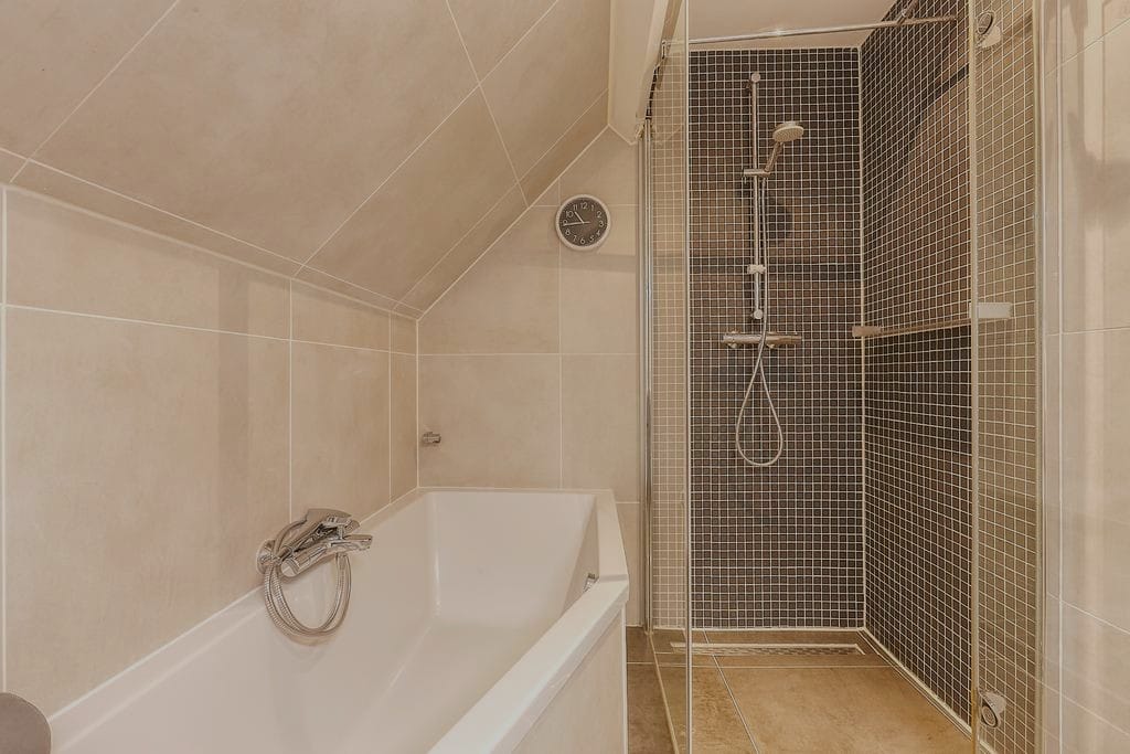 Photo 30 of Van Oldenbarneveltweg 33