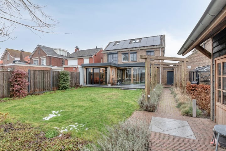 Foto 46 van Julianastraat 20