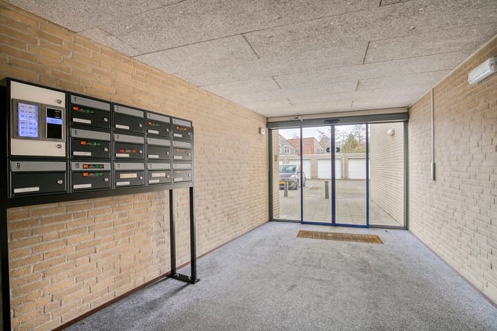 Foto 7 van Gentiaan 6