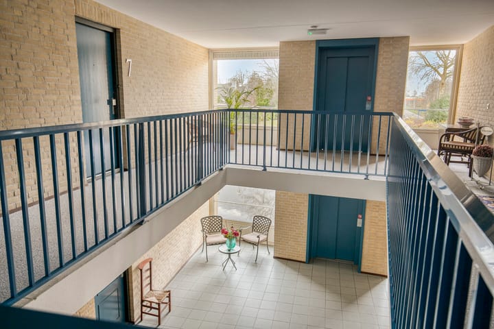 Foto 9 van Gentiaan 6