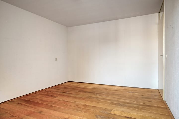 Foto 24 van Gentiaan 6