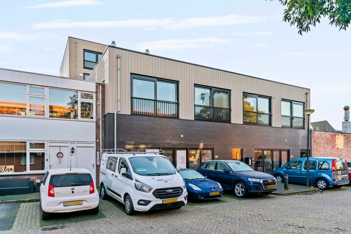 Foto 2 van Koningshof 74-A