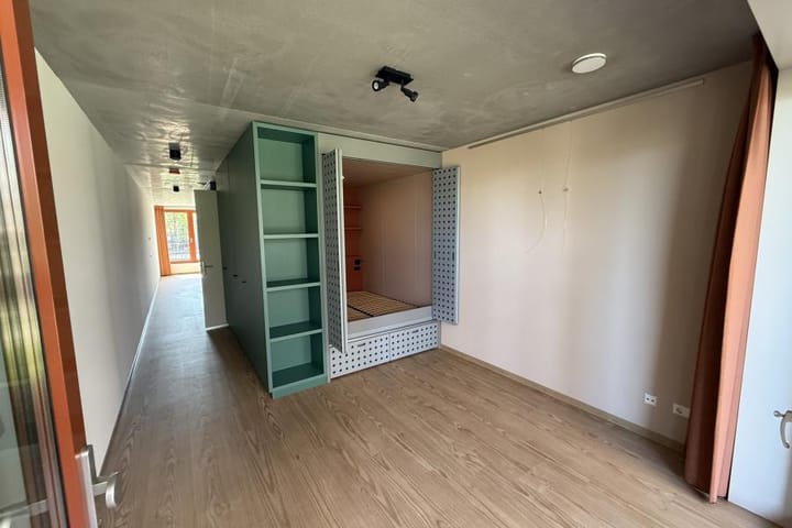 Photo 12 of Houthavenweg 25