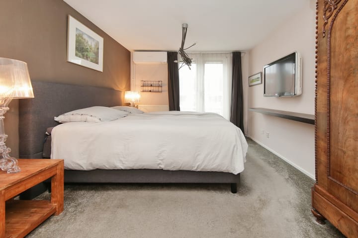 Foto 15 van Leeuwerikstraat 41