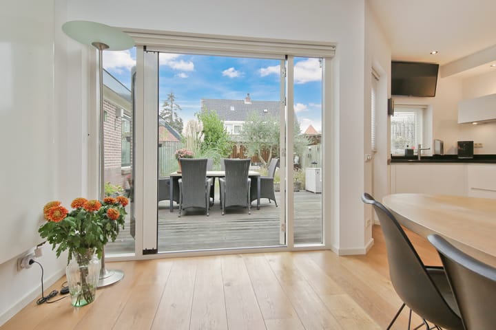 Foto 10 van Leeuwerikstraat 41