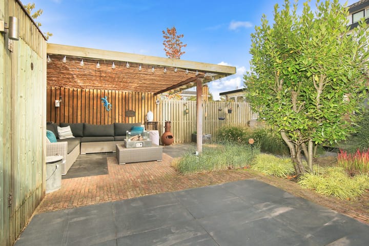 Foto 34 van Leeuwerikstraat 41