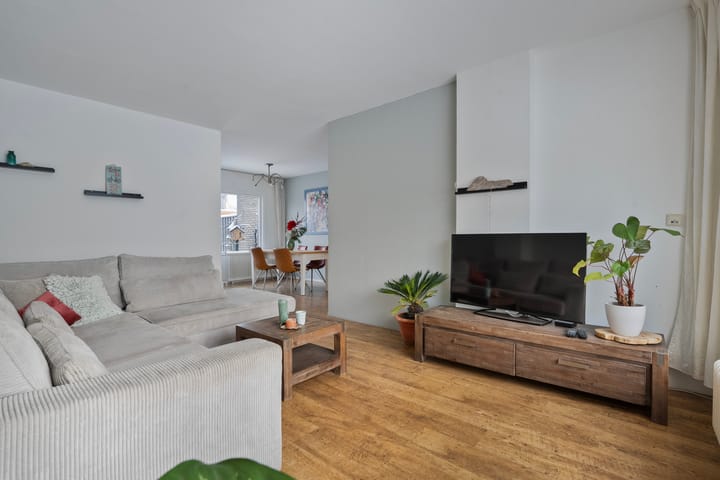 Foto 13 van Frederik Hendrikstraat 19