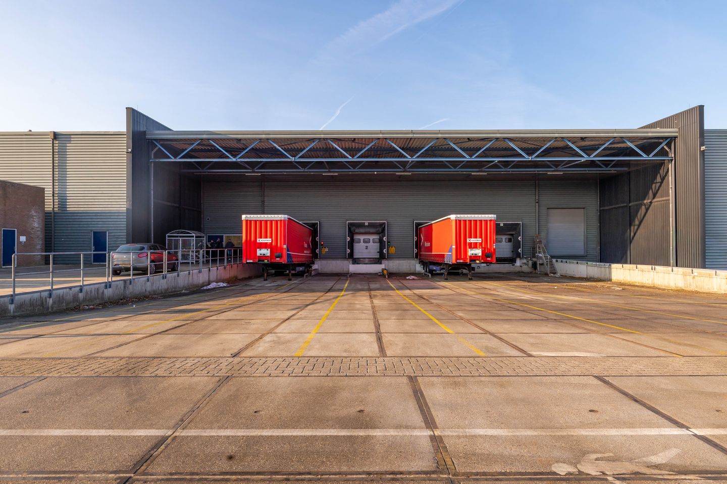 View photo 2 of Peizerweg 109