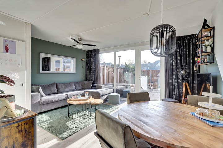 Foto 2 van Patrijs 55