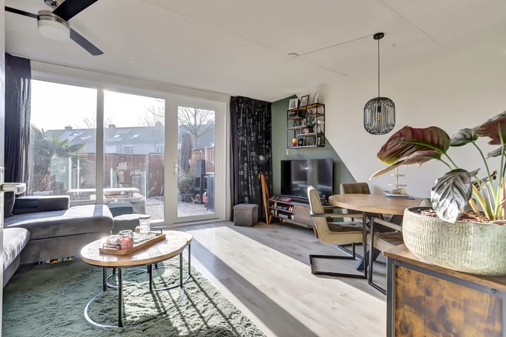 Foto 4 van Patrijs 55