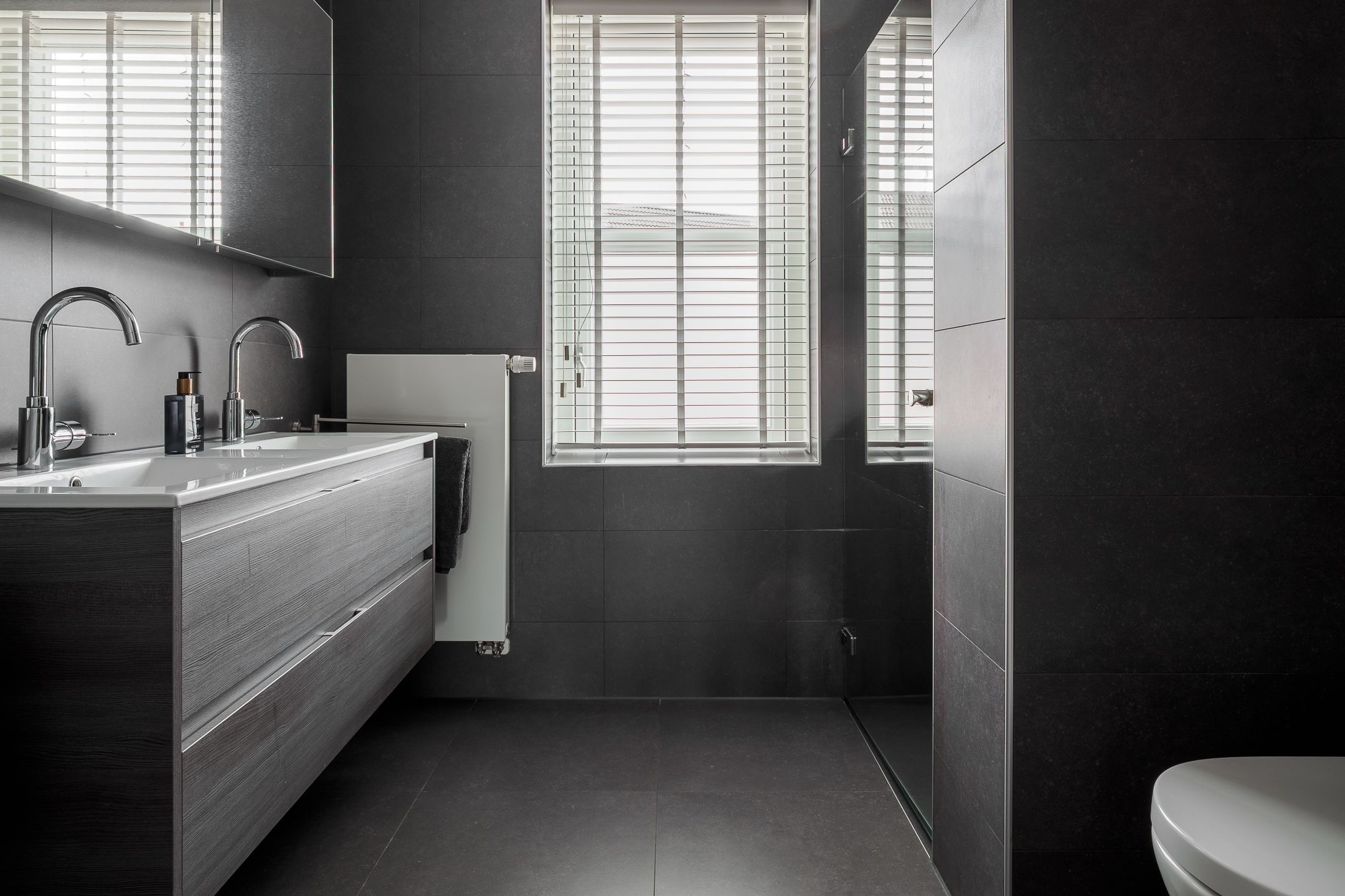 Photo 21 of Rozenbottel 2