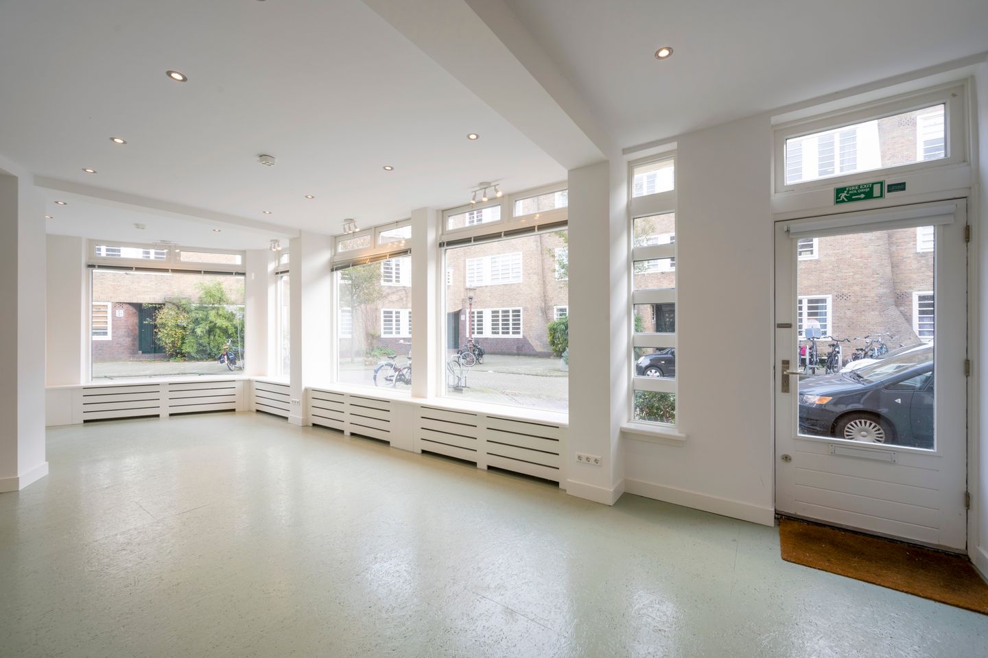 View photo 3 of Burgemeester Tellegenstraat 41