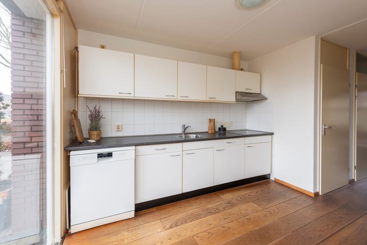 Foto 16 van Roodeschoolstraat 23