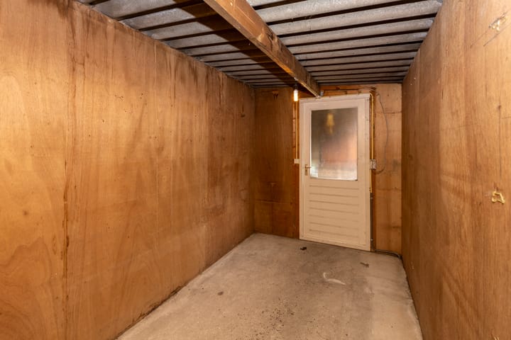 Foto 38 van Roodeschoolstraat 23