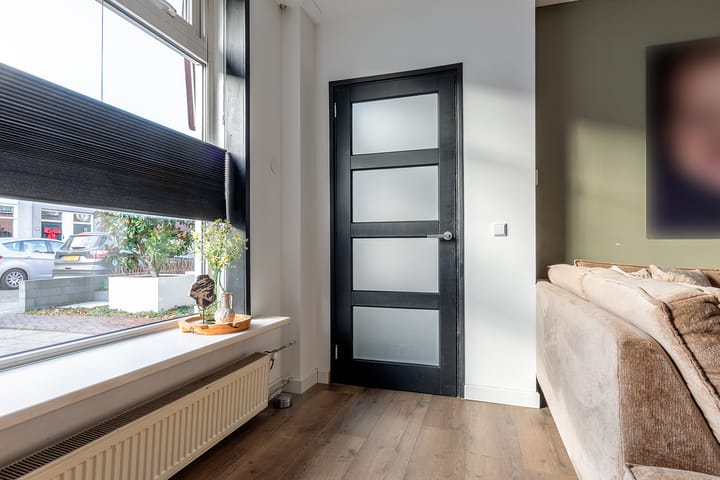 Foto 9 van Dekkerstraat 11