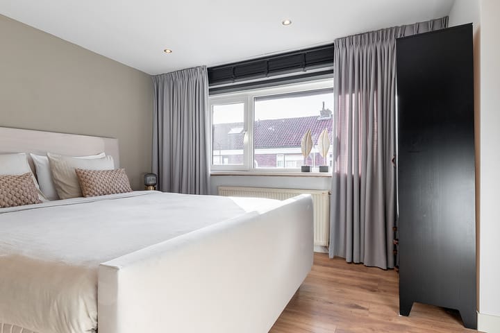 Foto 21 van Dekkerstraat 11