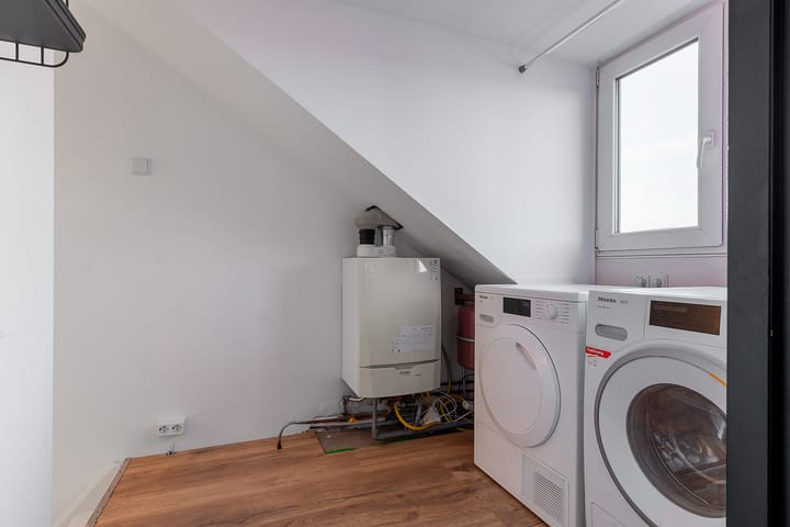 Foto 31 van Dekkerstraat 11