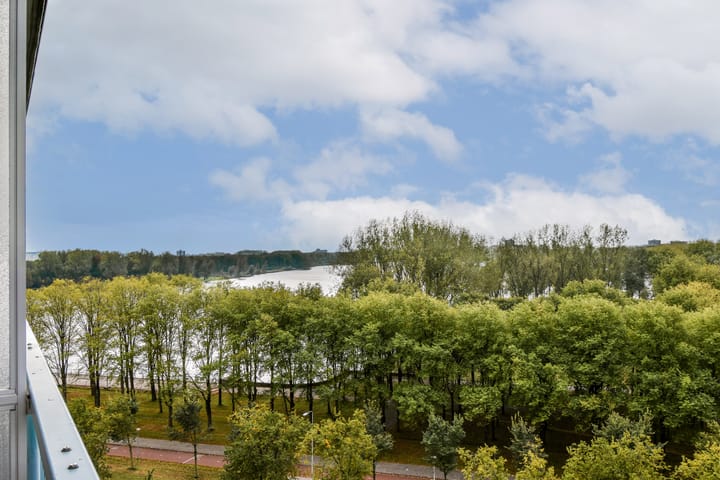 Photo 5 of Burgemeester Hogguerstraat 1041