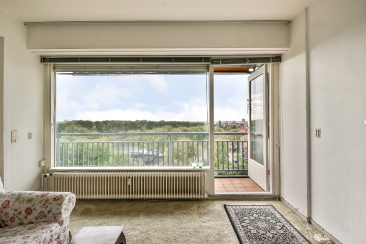 Photo 9 of Burgemeester Hogguerstraat 1041