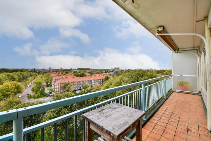 Photo 11 of Burgemeester Hogguerstraat 1041