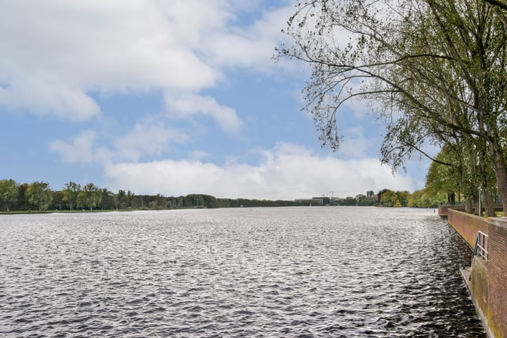Photo 13 of Burgemeester Hogguerstraat 1041