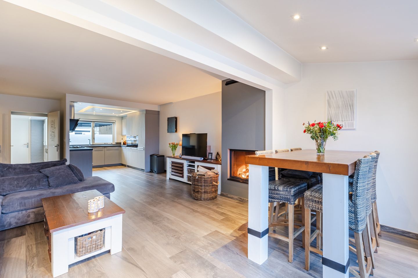 Foto 20 van Karveel 57 45