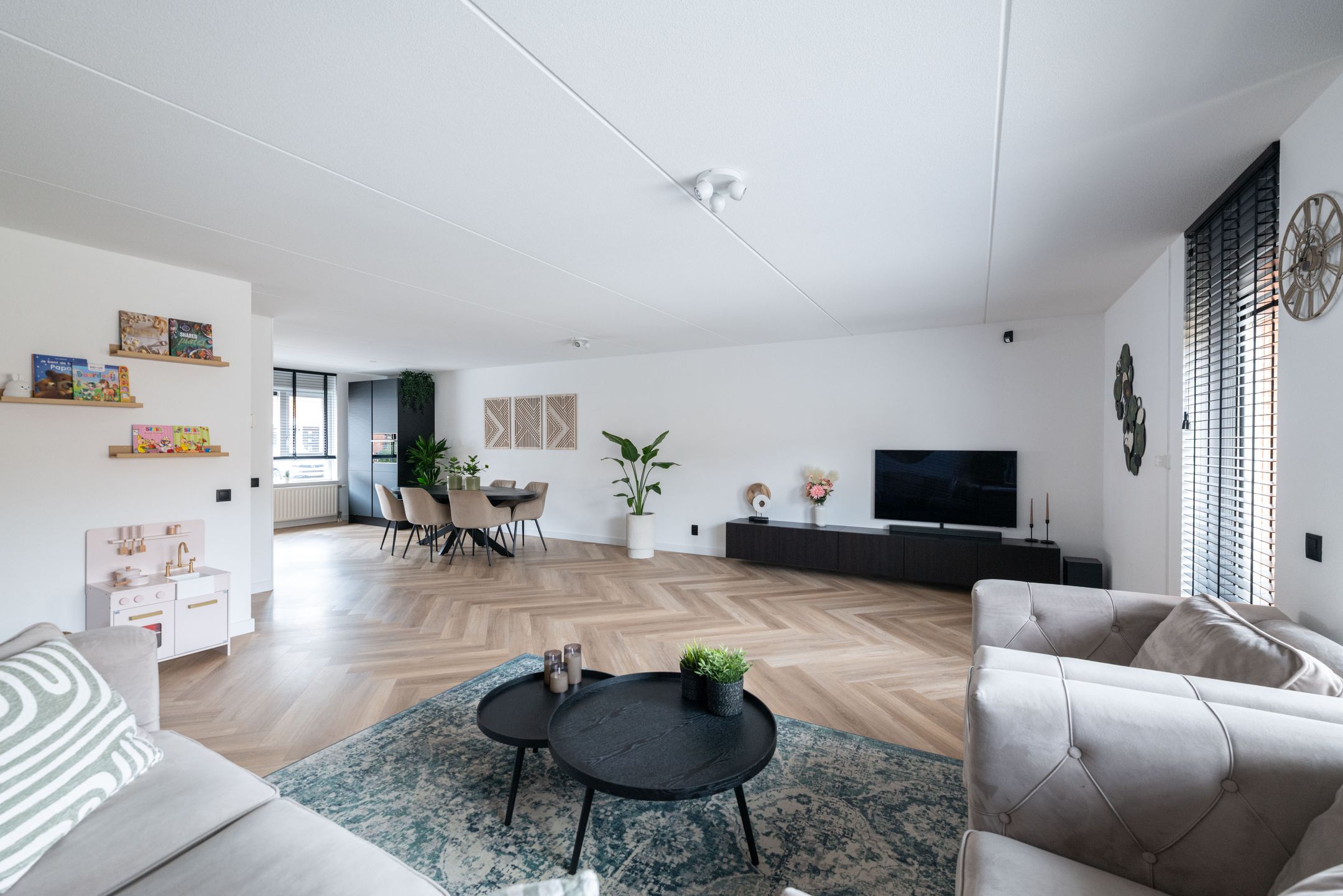 Foto 15 van Legatostraat 8