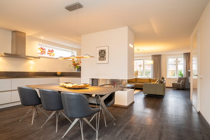 Photo 19 of Robertinkkamp 6