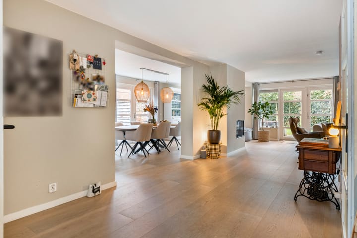 Photo 12 of Burgemeester Vermeulenstraat 17