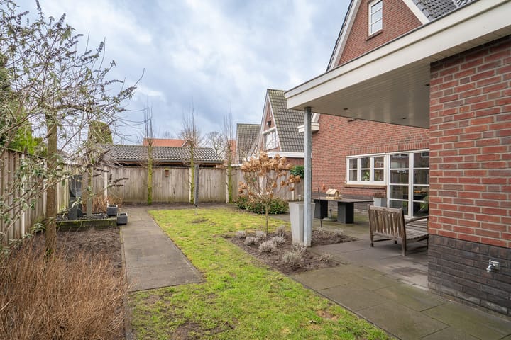 Photo 41 of Robertinkkamp 6