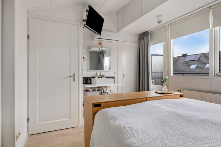 Photo 38 of Burgemeester Vermeulenstraat 17