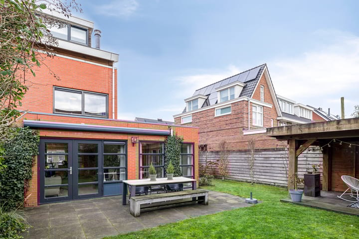 Photo 42 of Burgemeester Vermeulenstraat 17